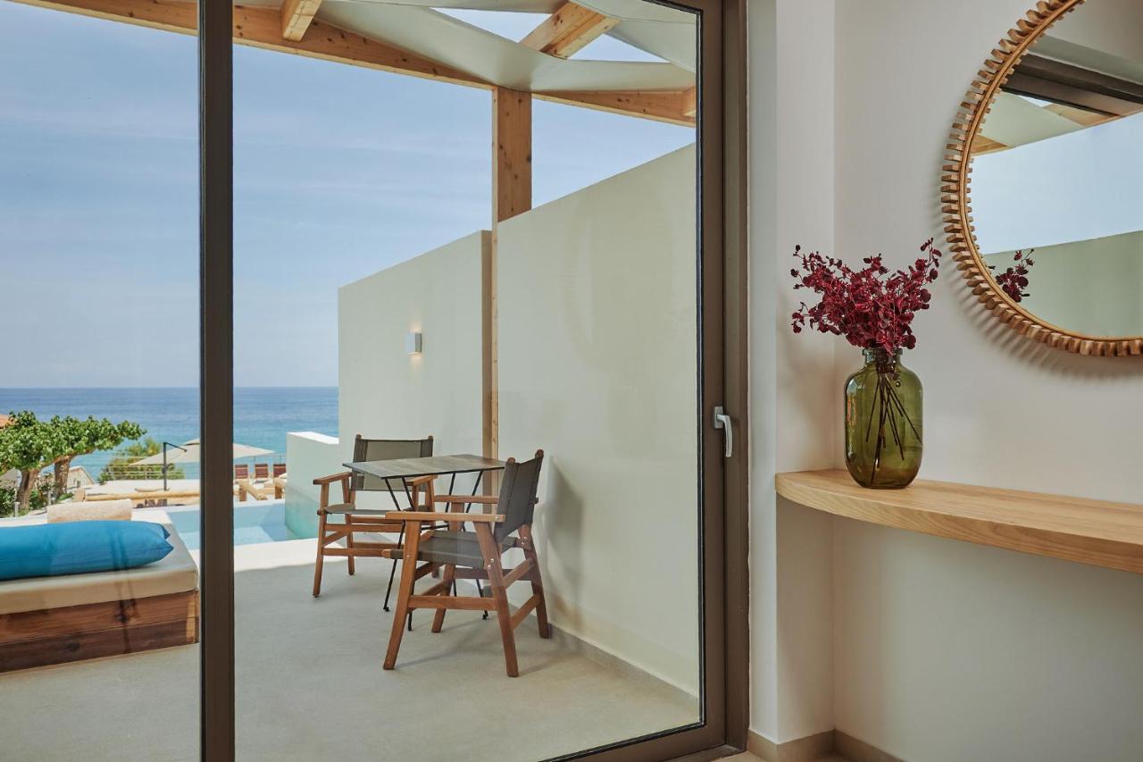 Tsamis Zante Suites (Adults Only) Psarou  Luaran gambar A room at the hotel