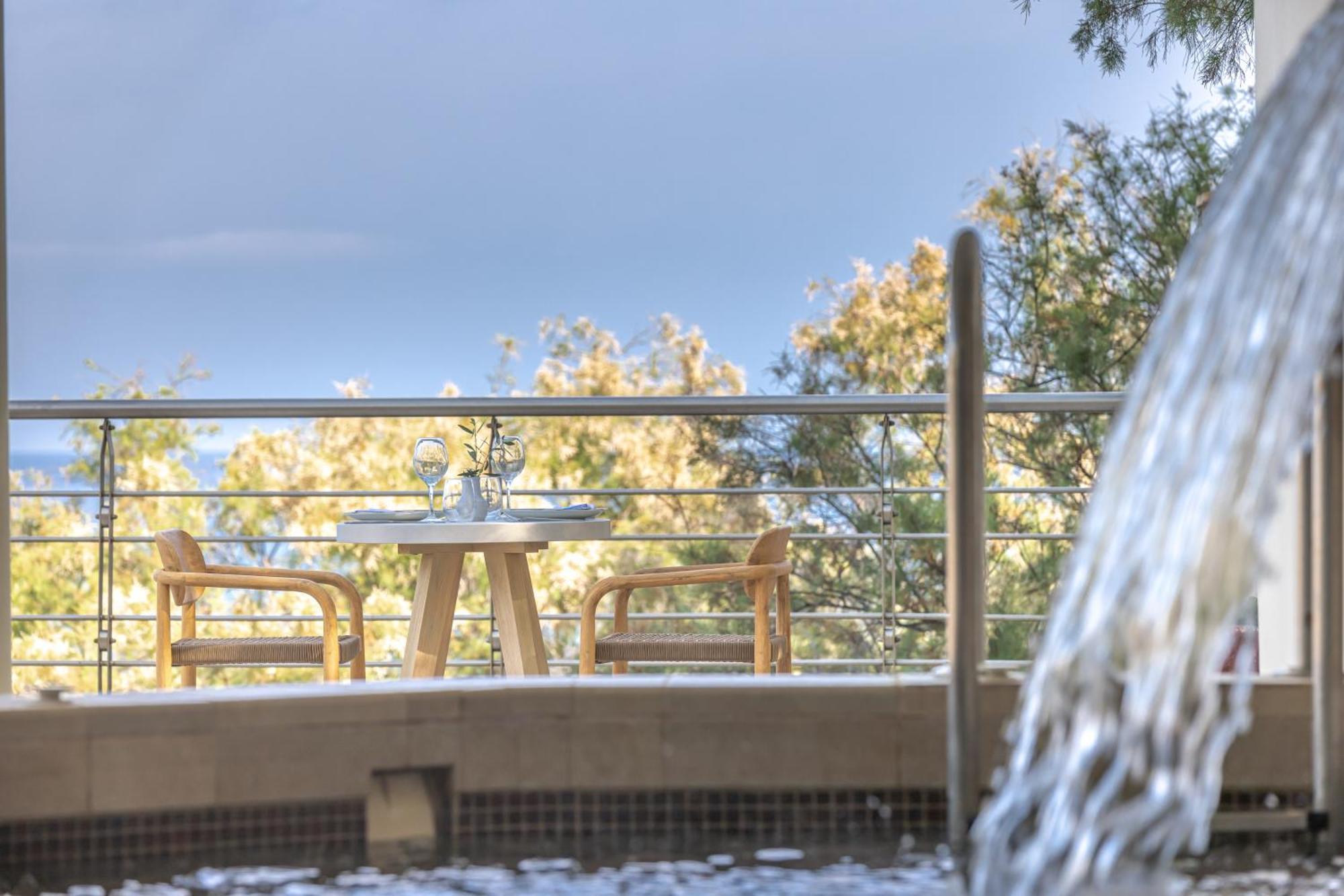 Tsamis Zante Suites (Adults Only) Psarou  Luaran gambar The outdoor spa at the hotel