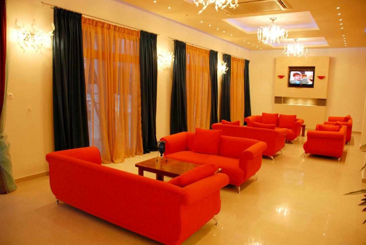Tsamis Zante Suites (Adults Only) Psarou  Luaran gambar The lobby of the hotel